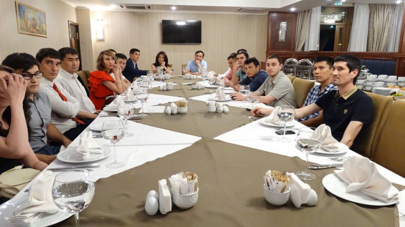 Члены Башкирской ОПОРЫ и АБА встретились на деловом ужине.